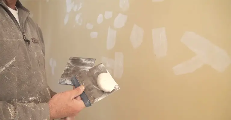 Situations Where You Must Apply Primer Before Painting Drywall