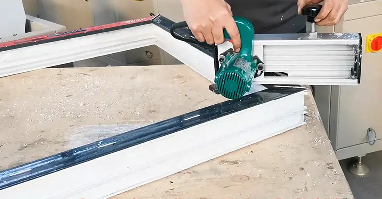 Cleans PVC Surface