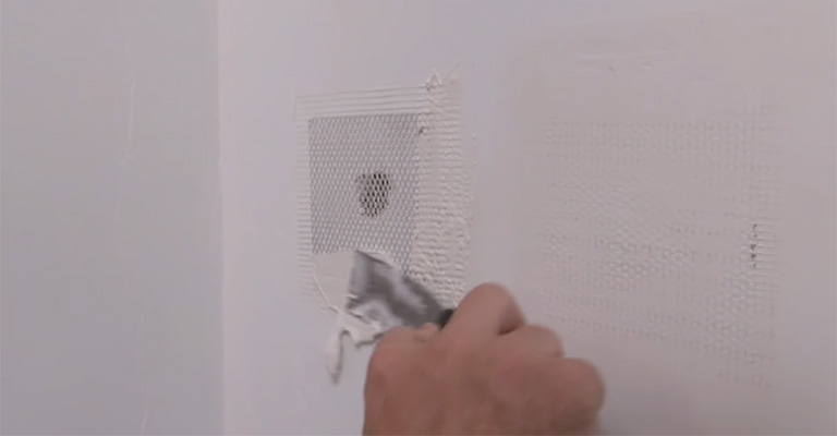 Filling Large Holes in Walls