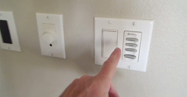 How To Change The Ceiling Fan Direction With A Wall Switch