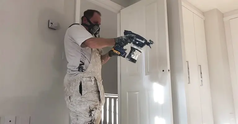 Using Oil Based Paint With An Airless Sprayer
