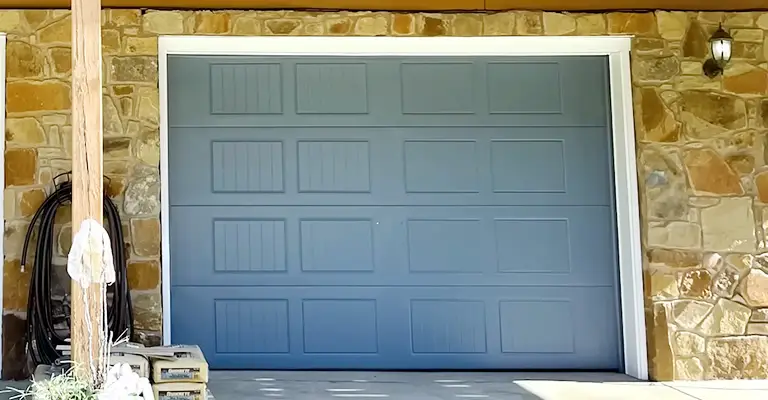 How Much Does it Cost to Paint a Garage Door