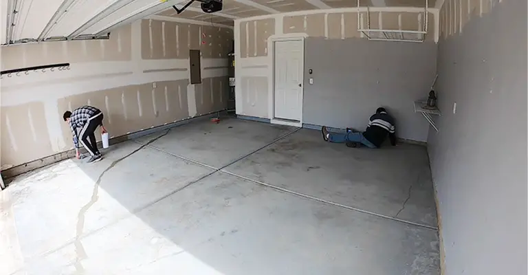How to Finish Bottom of Drywall in Garage