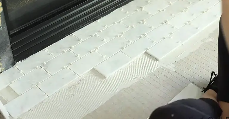 Lay the Tile