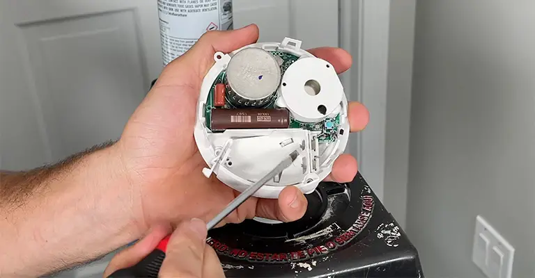 Do Hardwired Smoke Alarms Need To Be Checked