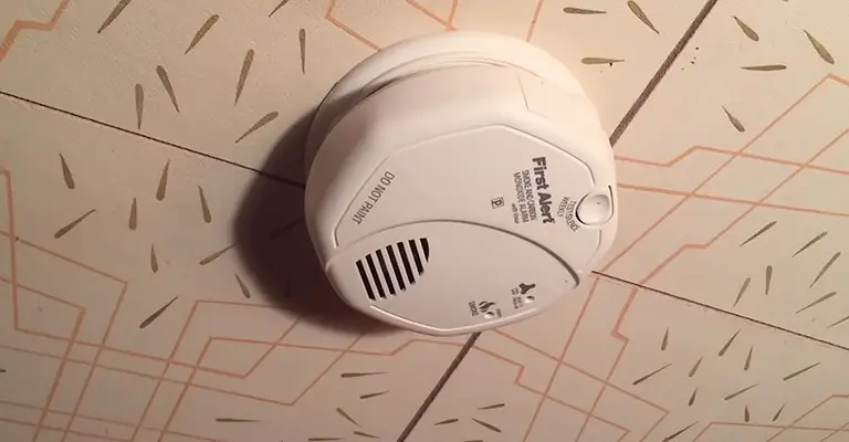 How Do You Reset A Hardwired Smoke Detector