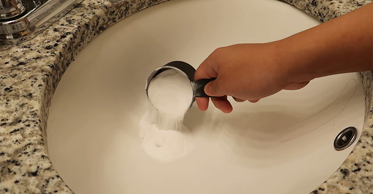 How To Unclog Drain With Baking Soda
