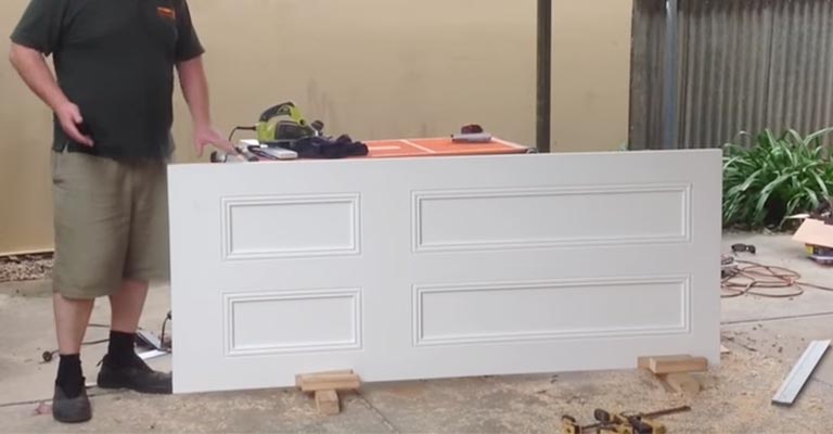 door-sticking-after-painting-diy-solutions